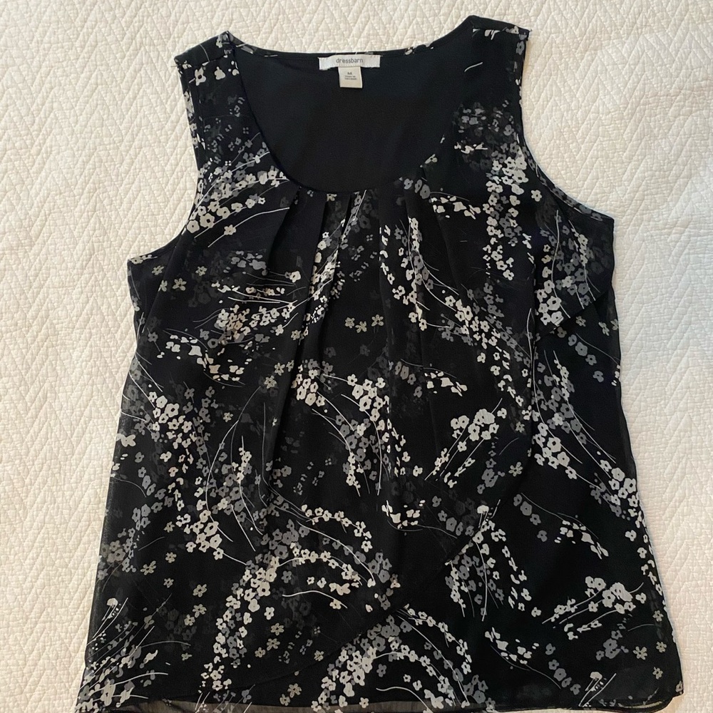 Floral Black, Gray and White Women's Top